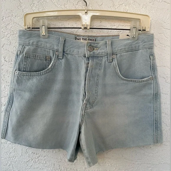 Free People NWOT We The Free Ivy Mid Rise Short Size 27 Light Blue - Picture 11 of 13